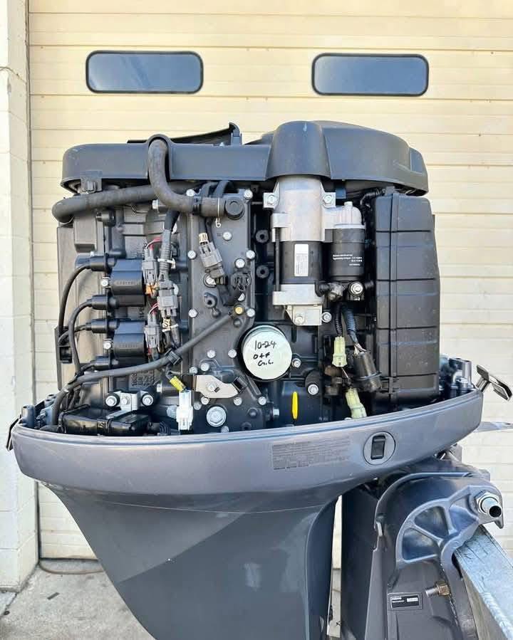 Yamaha Outboard Engine
